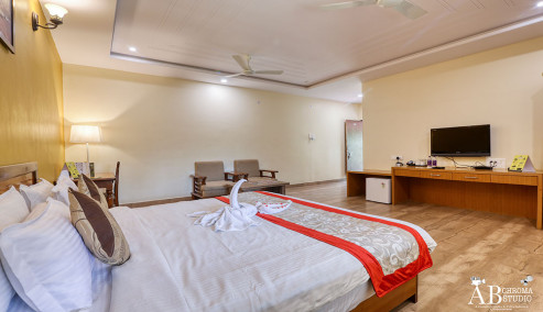 Deluxe resort in Tadoba Park